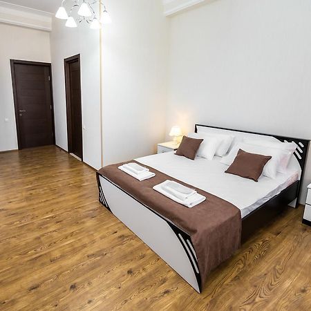 Elia Palace Hotel Tbilisi Esterno foto
