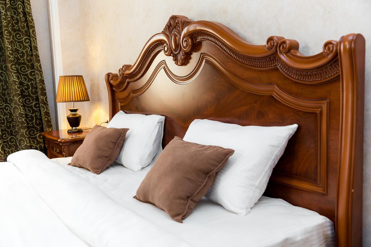 Elia Palace Hotel Tbilisi Esterno foto