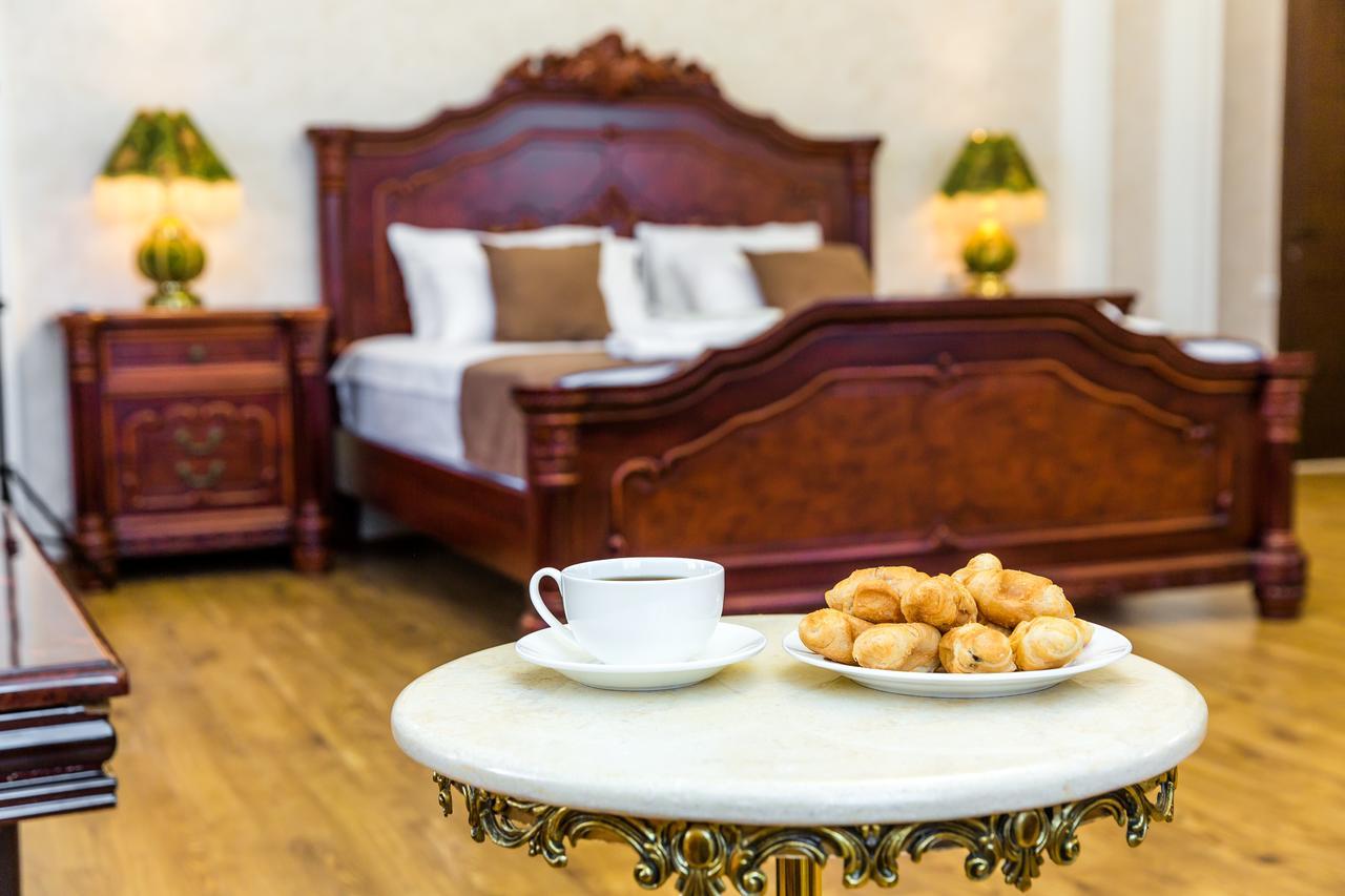 Elia Palace Hotel Tbilisi Esterno foto