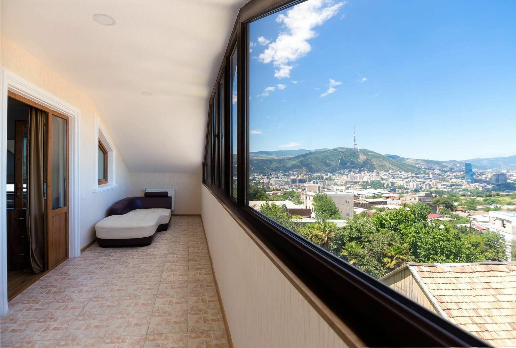 Elia Palace Hotel Tbilisi Esterno foto